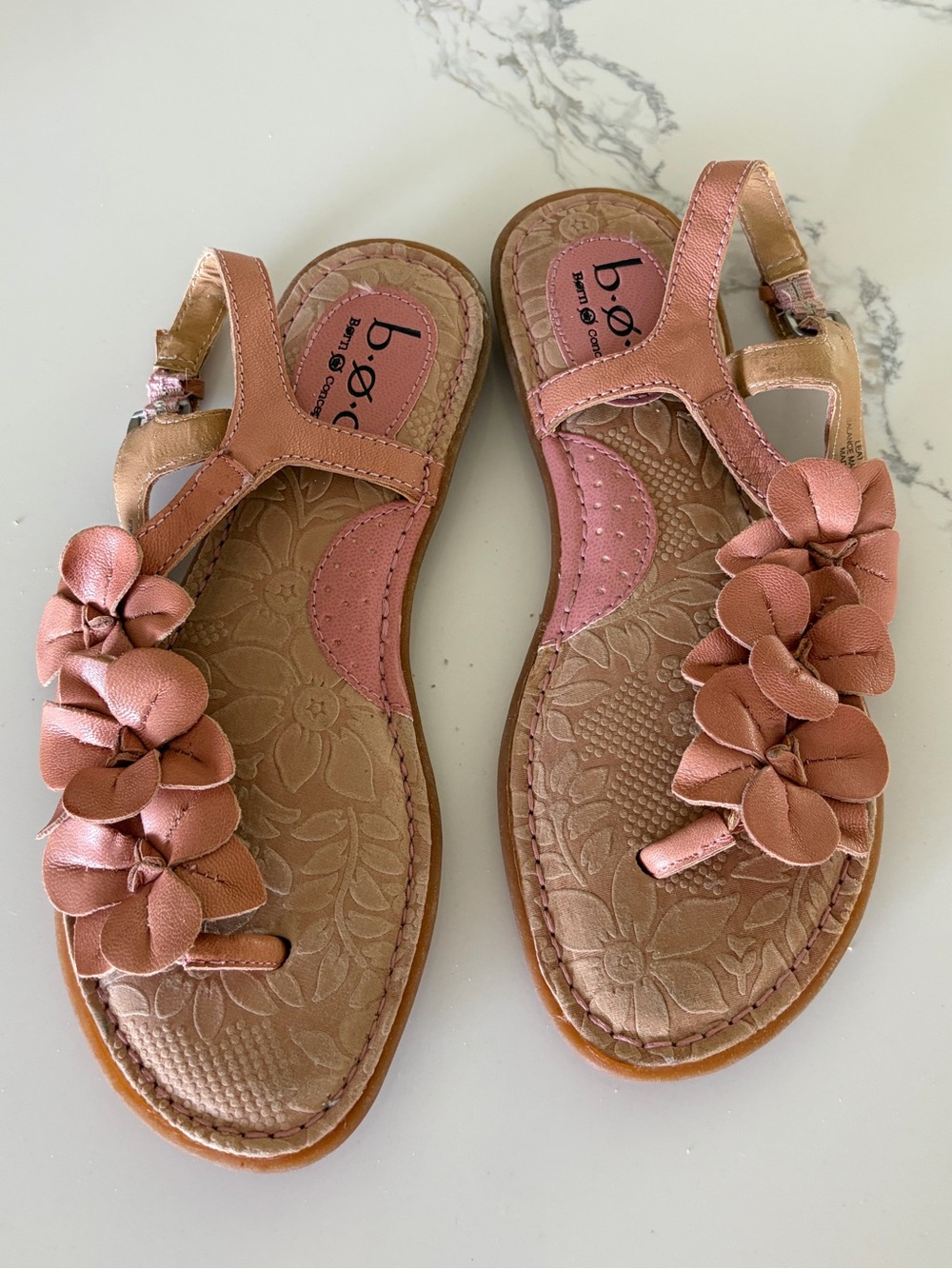 b.o.c. Born Concept Floral Leather Sandal Thong Slingback NWOT All Day Comfort 7 - Picture 7 of 7